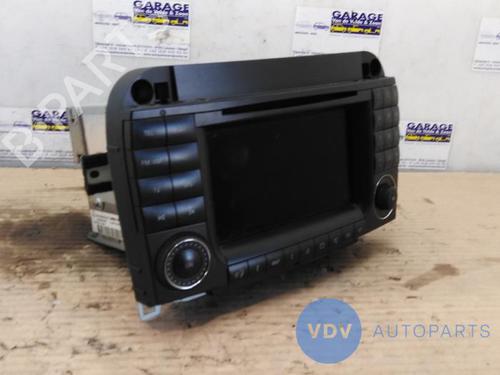 Used Radio MERCEDES-BENZ S-CLASS (W220) S 320 CDI (220.025, 220.125) (204 hp) 25943050