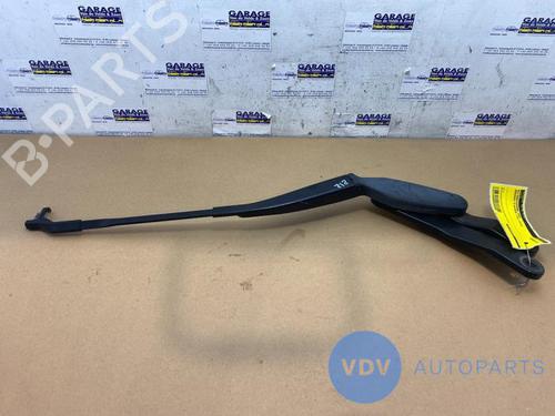 Used Front windshield wiper arm MERCEDES-BENZ E-CLASS (W212) E 200 CDI / BlueTEC (212.005, 212.006) (136 hp) 25955012