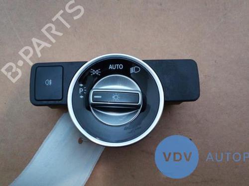 Used Headlight switch MERCEDES-BENZ CLA Coupe (C117) CLA 180 (117.342) (122 hp) 25945958