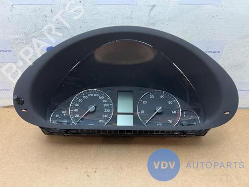 Used Display monitor MERCEDES-BENZ C-CLASS (W203) C 200 Kompressor (203.042) (163 hp) 25966093