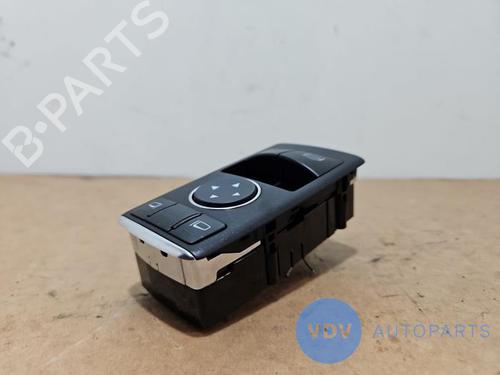 Used Switch MERCEDES-BENZ SLK (R172) 300 (172.438) (245 hp) 28050915