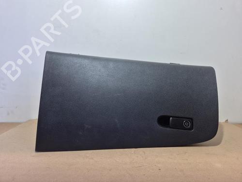 Used Glove box Glove box 39060365 39060365