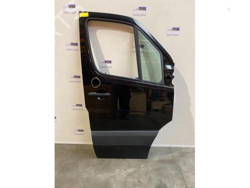 Used Right front door Right front door 38852744 38852744