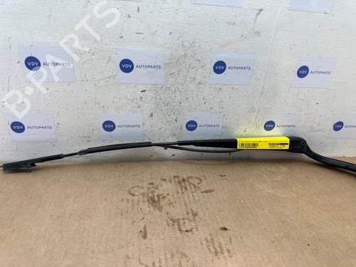 Used Front windshield wiper arm Front windshield wiper arm 38837620 38837620