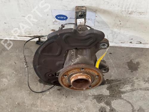 Used Left front steering knuckle Left front steering knuckle MERCEDES-BENZ VITO Tourer (W447) 114 CDI / 114 BlueTEC (447.701, 447.703, 447.705) (136 hp) 38832048 38832048