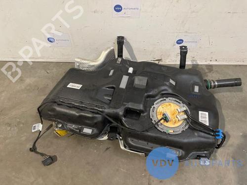 Used Fuel tank MERCEDES-BENZ B-CLASS Sports Tourer (W247) B 200 d (247.012) (150 hp) 25966584