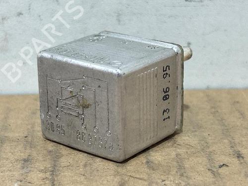 Used Electronic sensor Electronic sensor MERCEDES-BENZ E-CLASS Coupe (C124) E 200 (124.040) (136 hp) 40161831 40161831