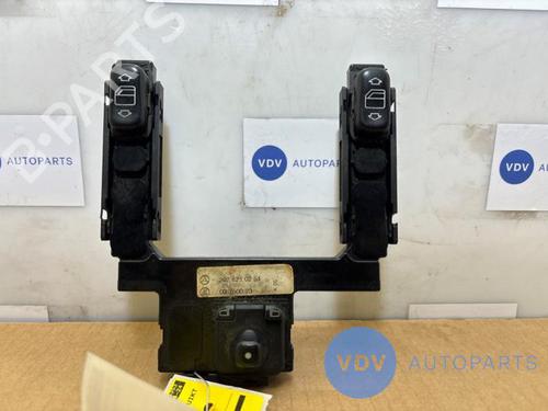 Used Switch MERCEDES-BENZ C-CLASS (W202) C 200 (202.020) (136 hp) 25960039