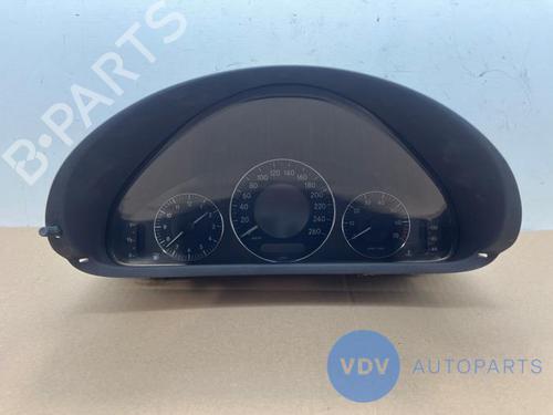 Used Display monitor MERCEDES-BENZ CLK Convertible (A209) CLK 200 Kompressor (209.442) (163 hp) 29704183