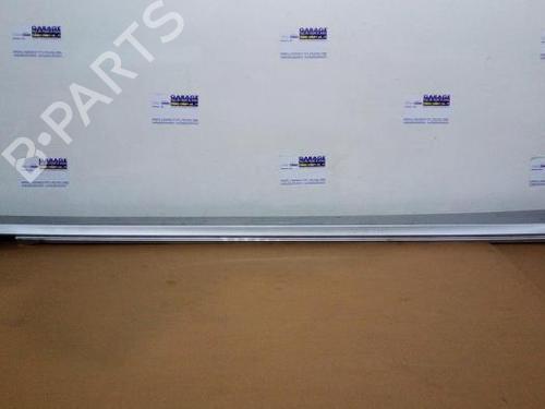 right-sideskirt-mercedes-benz-e-class-w212-2009-2010-2011-2012-2013-2014-2015-2016-38857219 main image