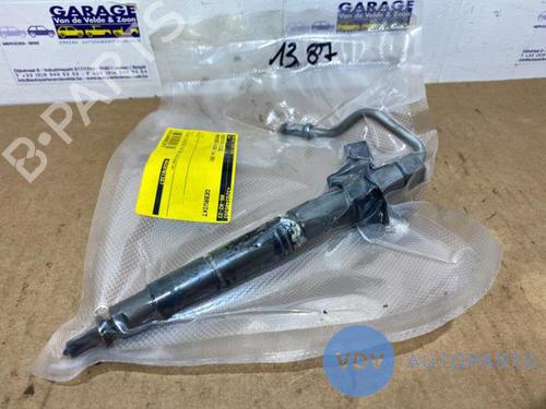 Used Injector MERCEDES-BENZ S-CLASS (W221, V221) S 320 CDI 4-matic (221.080, 221.180) (235 hp) 25945656