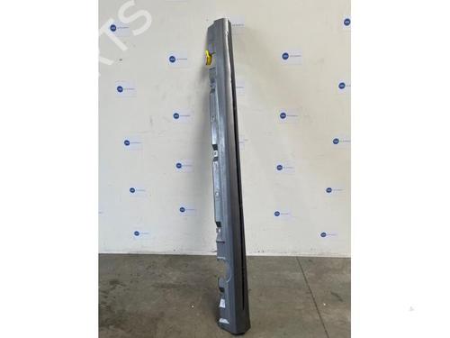 left-sideskirt-mercedes-benz-a-class-w177-2018-38838043 main image