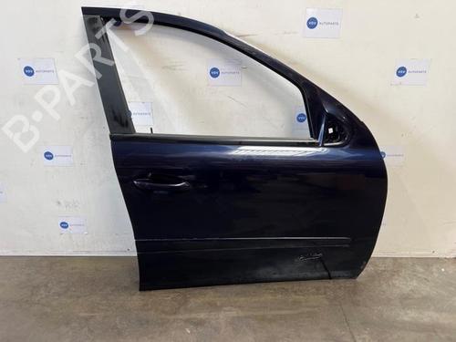 Used Right front door Right front door 38832471 38832471