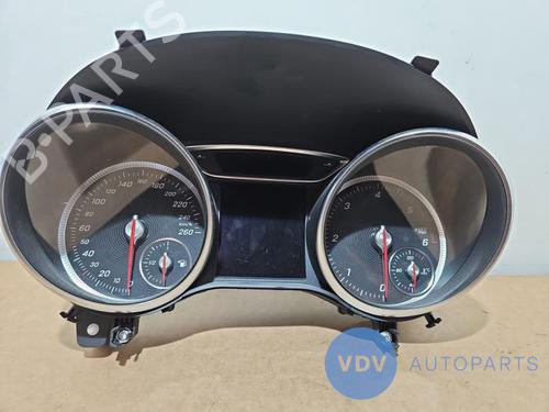 Used Display monitor MERCEDES-BENZ CLA Shooting Brake (X117) CLA 200 CDI / d (117.908) (136 hp) 27511693