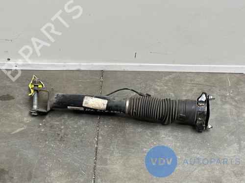 Used Left rear shock absorber MERCEDES-BENZ GLE (W166) 250 d 4-matic (166.004) (204 hp) 25948015