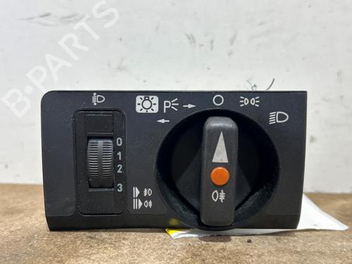 Used Headlight switch Headlight switch MERCEDES-BENZ S-CLASS (W126) 300 SE, SEL (126.024, 126.025) (188 hp) 39966266 39966266