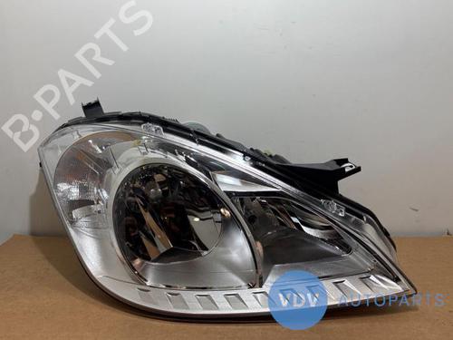 Used Right headlight MERCEDES-BENZ A-CLASS (W169) A 150 (169.031, 169.331) (95 hp) 26539521
