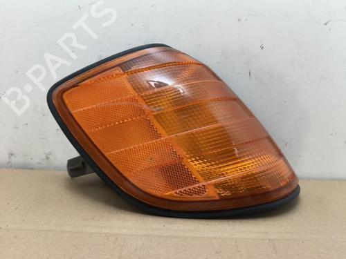 Used Right front indicator Right front indicator MERCEDES-BENZ S-CLASS (W140) 400 SE, SEL/S420 (140.042, 140.043) (286 hp) 38825580 38825580