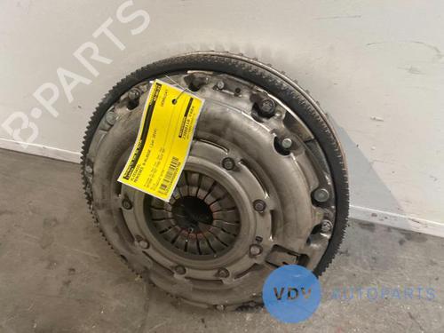 Used Flywheel MERCEDES-BENZ A-CLASS (W176) A 200 CDI (176.001) (136 hp) 25952373