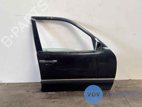 Used Right front door MERCEDES-BENZ E-CLASS (W210) E 200 (210.035) (136 hp) 29704145
