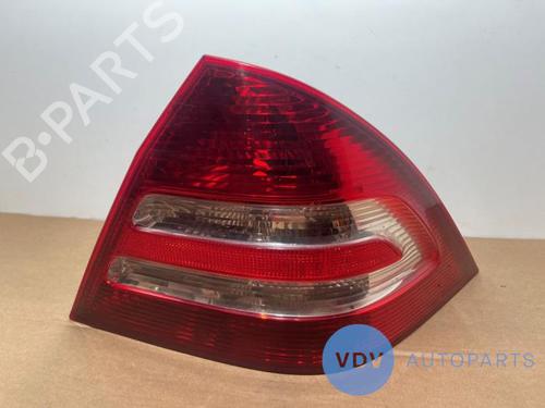 Used Right taillight MERCEDES-BENZ C-CLASS (W203) C 220 CDI (203.008) (150 hp) 27461039