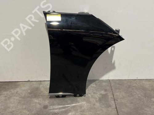 Used Right front fenders Right front fenders 39152300 39152300