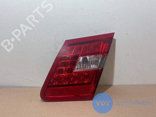 Used Right taillight MERCEDES-BENZ E-CLASS (W212) E 200 CDI / BlueTEC (212.005, 212.006) (136 hp) 27457118