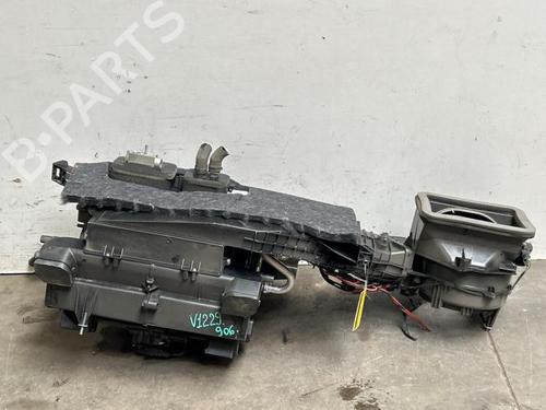 Used Heater matrix box Heater matrix box MERCEDES-BENZ SPRINTER 5-t Platform/Chassis (B906) 518 CDI (906.153, 906.155, 906.253, 906.255) (184 hp) 39698041 39698041