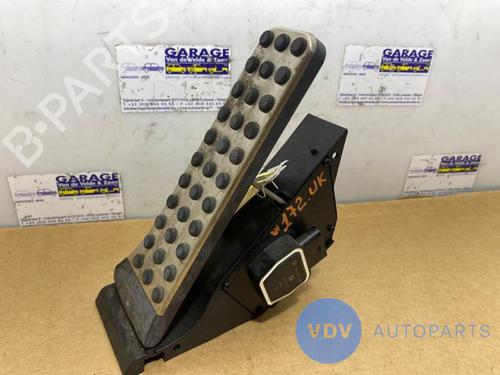Used Pedal MERCEDES-BENZ SLK (R172) 250 CDI / d (172.403) (204 hp) 25956127