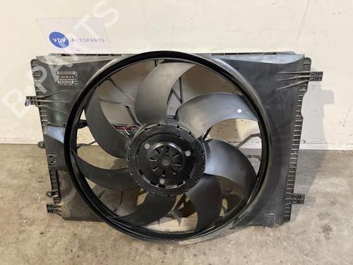 Used Radiator fan Radiator fan 38832939 38832939