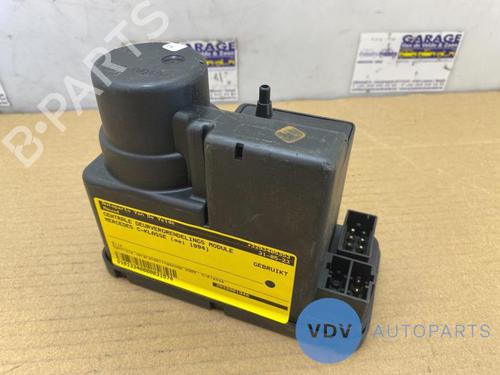 Used Electronic module MERCEDES-BENZ C-CLASS (W202) C 200 D (202.120) (75 hp) 25949749