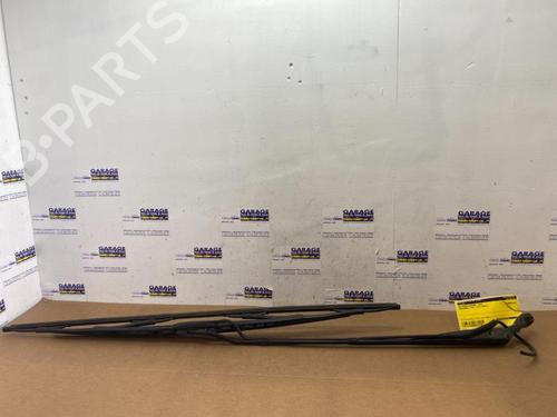 Used Front windshield wiper arm Front windshield wiper arm 39152040 39152040