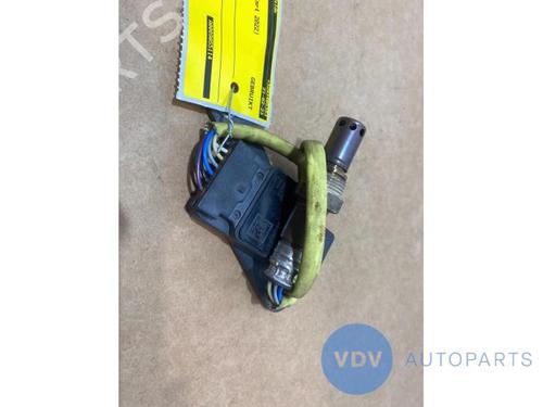 Used Electronic sensor MERCEDES-BENZ V-CLASS (W447) V 300 CDI / d (447.811, 447.813, 447.815) (237 hp) 25945854