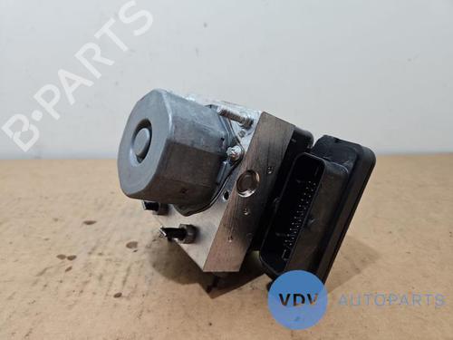 Used ABS pump MERCEDES-BENZ CLA Shooting Brake (X117) CLA 200 CDI / d (117.908) (136 hp) 28291059
