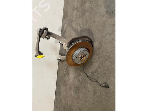 Used Right front steering knuckle Right front steering knuckle MERCEDES-BENZ C-CLASS T-Model (S205) C 180 d (205.200) (122 hp) 38824926 38824926