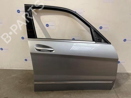 right-front-door-mercedes-benz-glk-class-x204-2008-2009-2010-2011-2012-2013-2014-2015-38835888 main image
