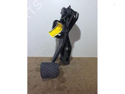 Used Break pedal Break pedal MERCEDES-BENZ EQA (H243) EQA 250+ (243.702) (190 hp) 40454101 40454101