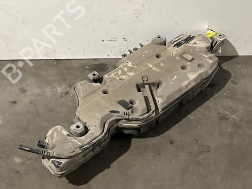 adblue-tank-mercedes-benz-a-class-w177-2018-38822617 main image