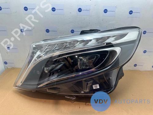 Used Left headlight MERCEDES-BENZ VITO Van (W447) 114 CDI (447.601, 447.603, 447.605) (136 hp) 29583944