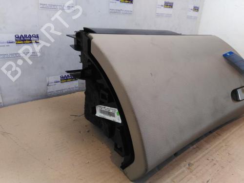 Used Glove box Glove box MERCEDES-BENZ C-CLASS (W204) C 180 CDI (204.000) (120 hp) 38856033 38856033