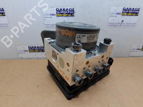 Used ABS pump ABS pump MERCEDES-BENZ C-CLASS T-Model (S205) C 220 BlueTEC / d (205.204) (163 hp) 38844874 38844874