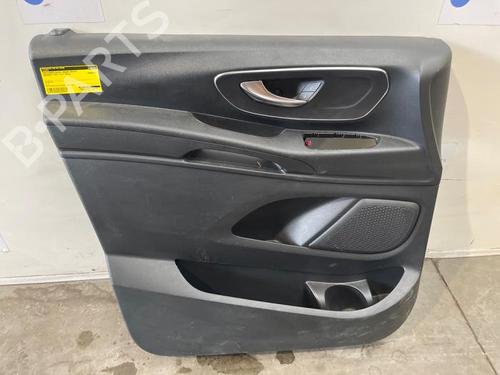 Used Front right panel Front right panel 38828989 38828989