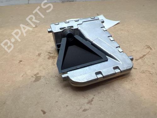 camera-mercedes-benz-e-class-w212-2009-2010-2011-2012-2013-2014-2015-2016-38819749 main image