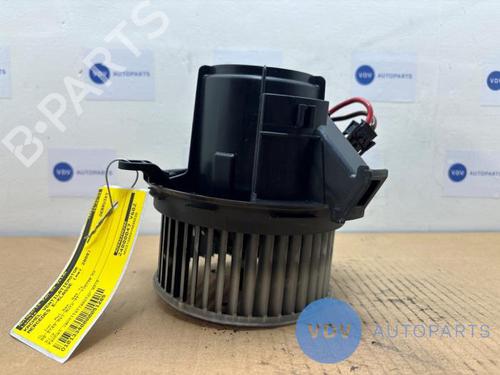 Used Heater blower motor MERCEDES-BENZ E-CLASS (W212) E 220 CDI / BlueTEC (212.001, 212.002) (170 hp) 25960682
