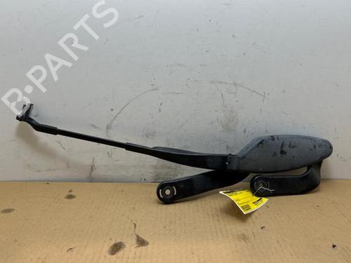 Used Front windshield wiper arm Front windshield wiper arm 38819431 38819431