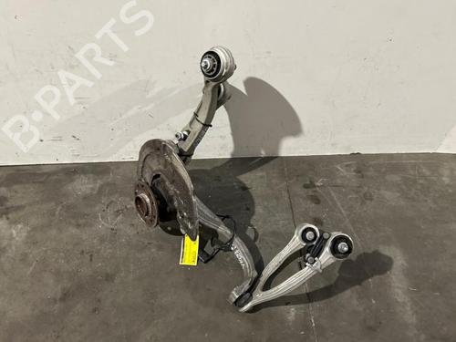 Used Left front steering knuckle Left front steering knuckle MERCEDES-BENZ C-CLASS T-Model (S205) C 300 de (205.213) (306 hp) 38821173 38821173