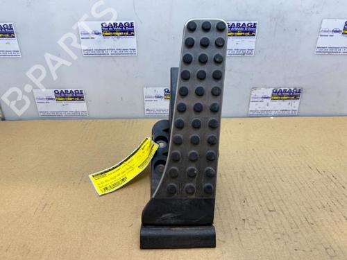 pedal-mercedes-benz-cls-c218-2011-2012-2013-2014-2015-2016-2017-38821611 main image