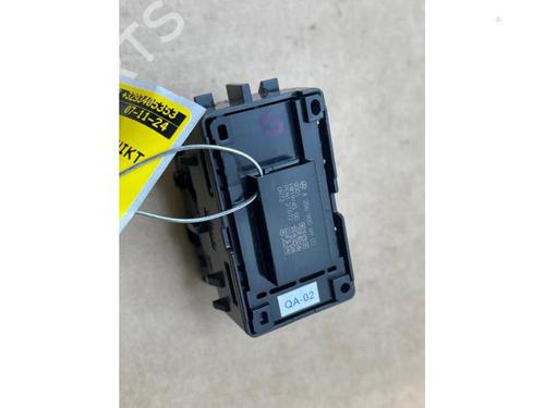 Switch MERCEDES-BENZ C-CLASS (W206) C 180 (206.041) | BP38835867I30 - Image 3