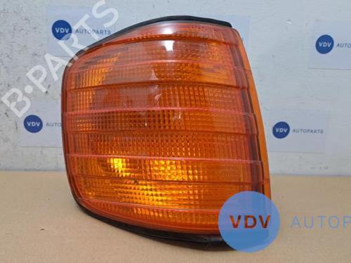 Used Right front indicator MERCEDES-BENZ S-CLASS (W126) 420 SE, SEL (126.034, 126.035) (204 hp) 25964585