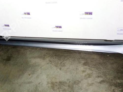 Used Right sideskirt Right sideskirt 38857792 38857792